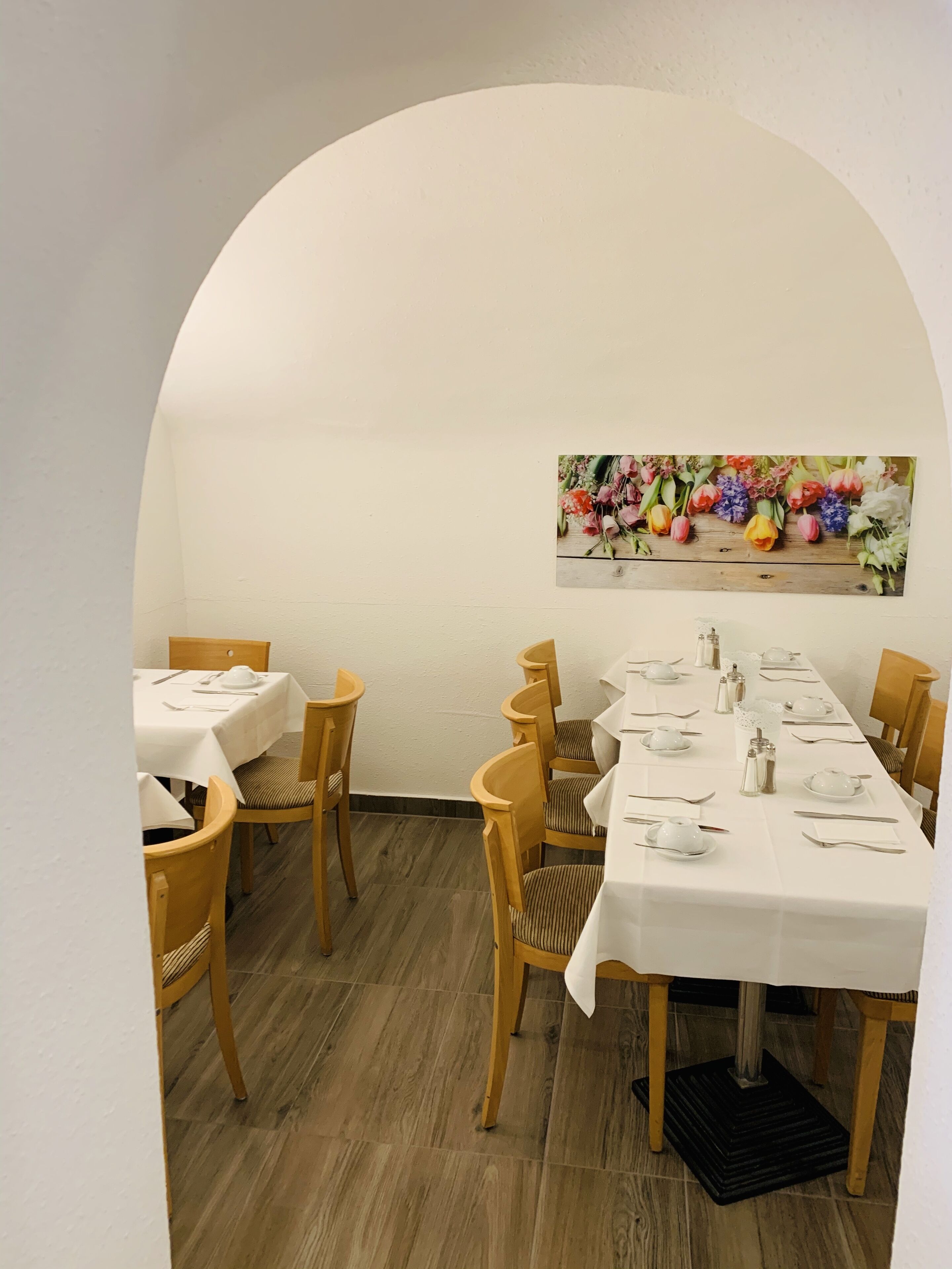 daily buffet breakfast (eur 6 per person)