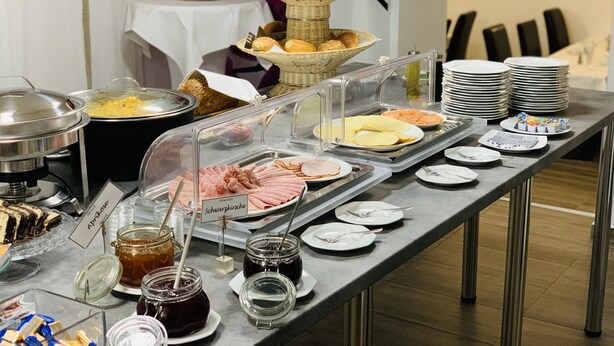 Petit déjeuner buffet