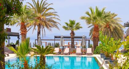 Moyo Luxury Hotel & Beach