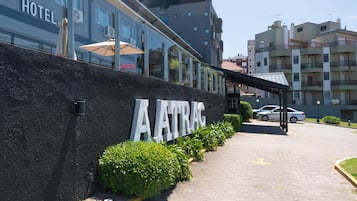 Fachada da propriedade