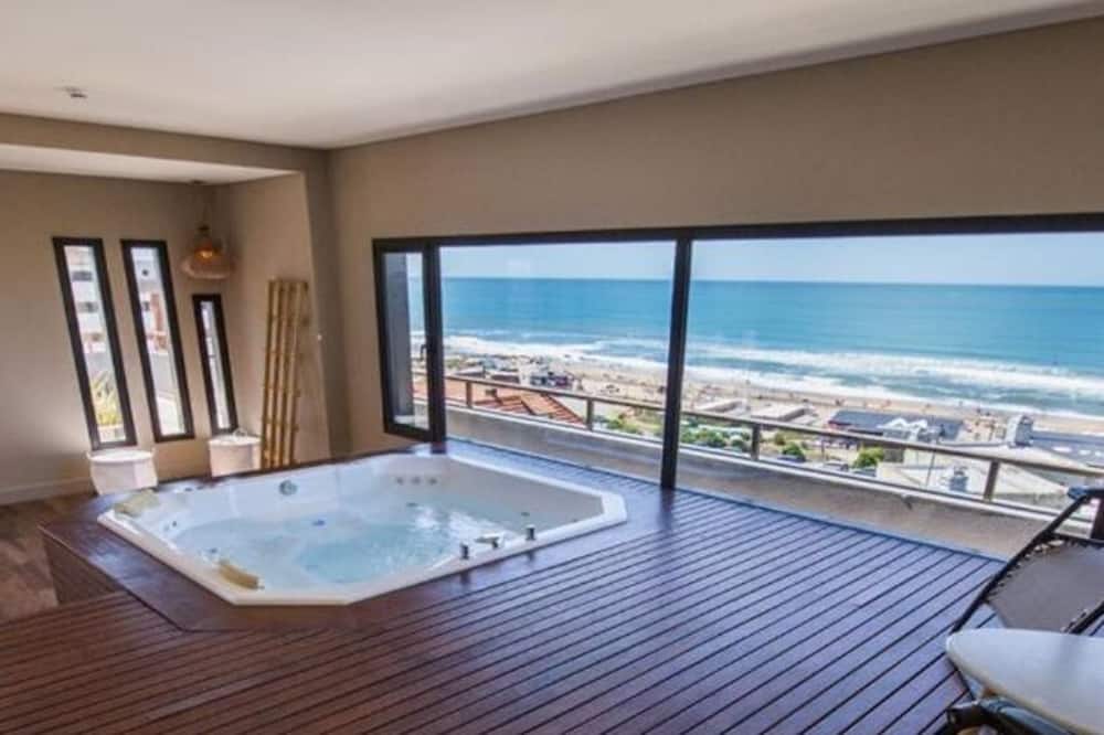 Hotel Aatrac