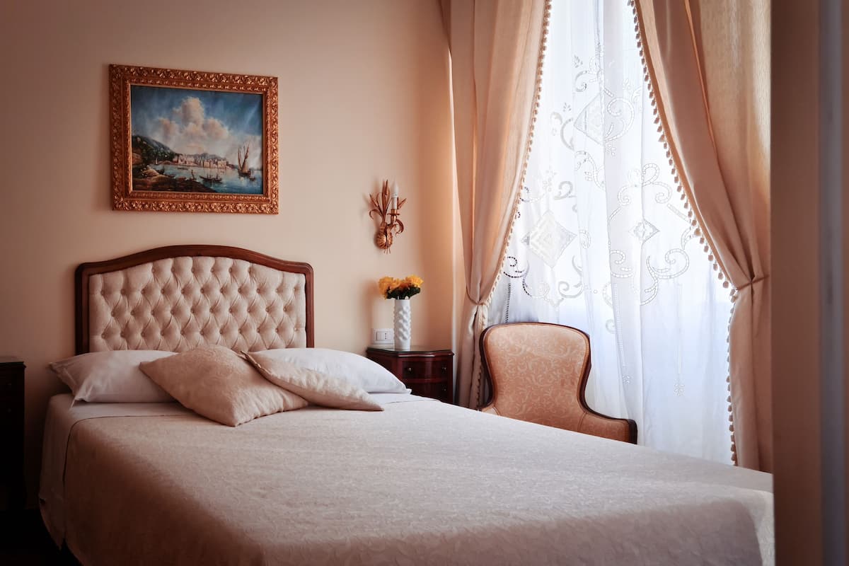 Doppia Deluxe, bagno in camera, vista città (Venere) | 1 camera