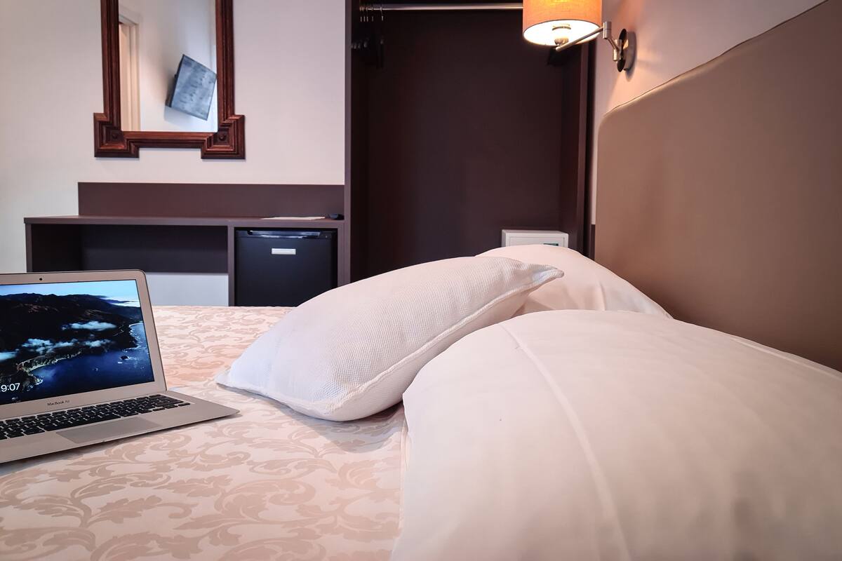Double Room, Ensuite (Minerva)
