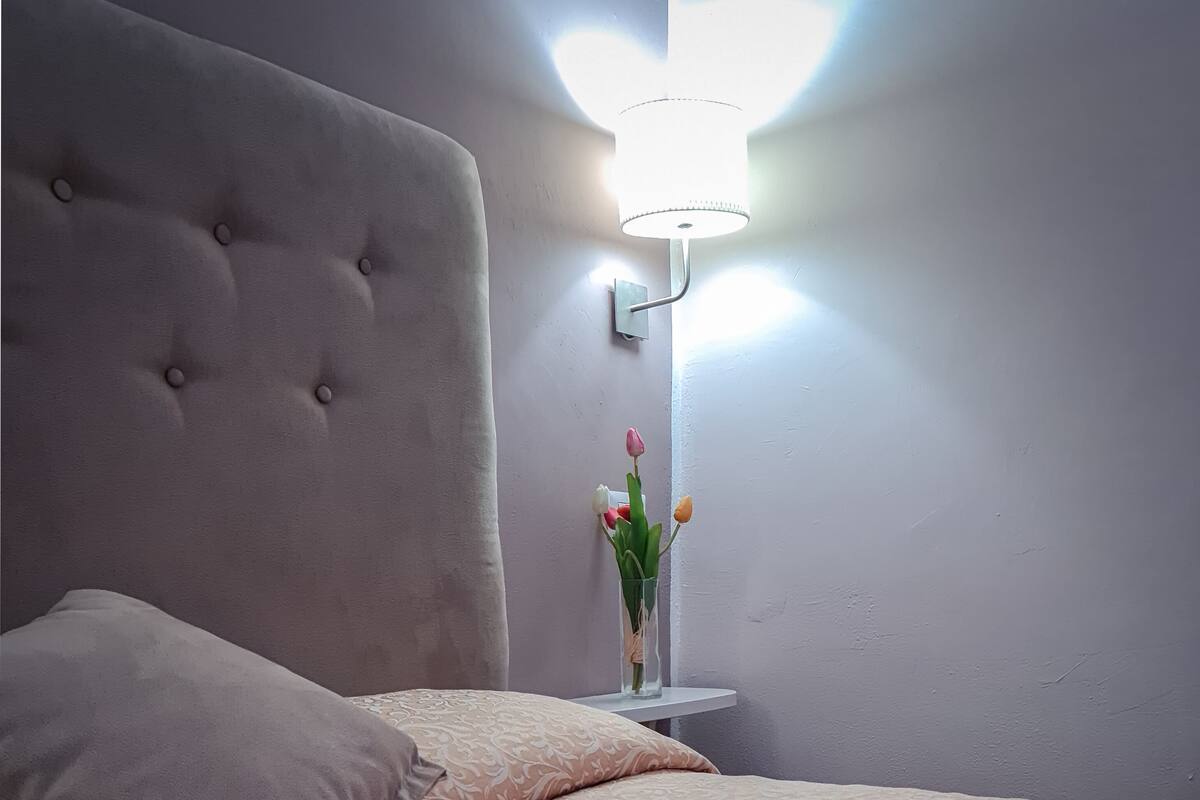 Standard Double Room, 1 Queen Bed, Private Bathroom, Courtyard View (Standard)