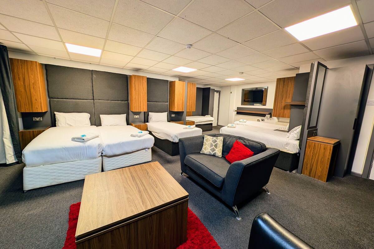 Suite – executive, eget bad (Sleeps 6) | Skrivebord for bærbar PC, blendingsgardiner og lydisolert