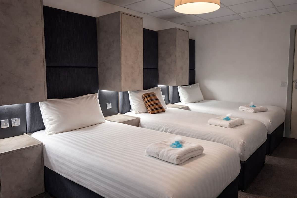 Didekorasi berbeda-beda dan dilengkapi dengan perabotan berbeda-beda