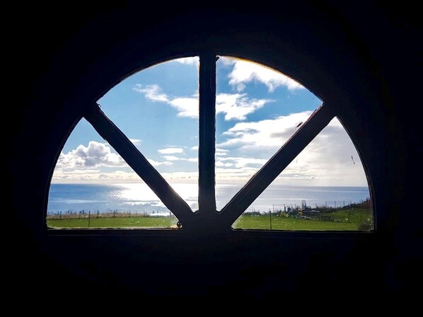 Traditional Cottage, 2 Double Beds, Non Smoking, Sea View | Beach/ocean view