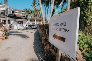 Exterior - Condo Hotel Playa Las Ballenas (Las Terrenas)