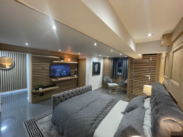 Tweepersoonskamer, en-suite badkamer | Wifi (toeslag), beddengoed