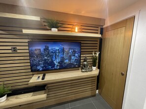 Tweepersoonskamer, en-suite badkamer | Wifi (toeslag), beddengoed