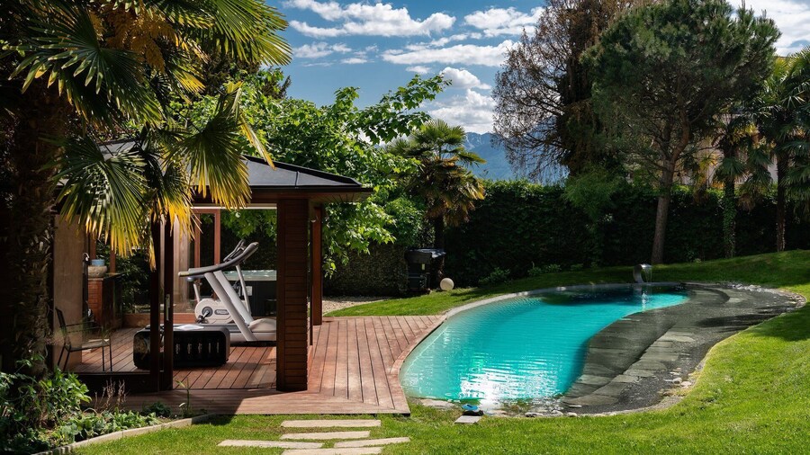 Montreux Rotana Villa