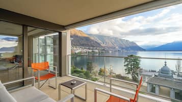 Luxury Apartment, 3 Bedrooms, Lake View | 1 bedroom, Egyptian cotton sheets, premium bedding, memory foam beds