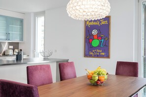 Luxury Apartment, 2 Bedrooms, Non Smoking, Lake View (Apartment 6) | Dining room - Montreux Lake View Apartments and Spa (Montreux)