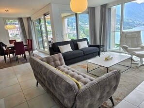 Luxury-Apartment, 2 Schlafzimmer, Nichtraucher, Seeblick (Apartment 6) | Wohnbereich