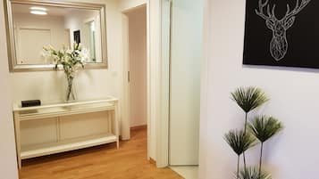 Appartement, 2 chambres, terrasse, vue lac (Apartment 7.3) | Coin séjour