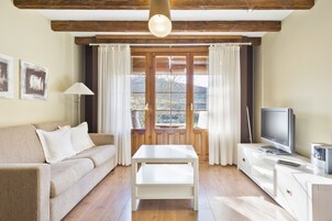 公寓, 2 间卧室 (Riguel) | 客厅 | 平板电视