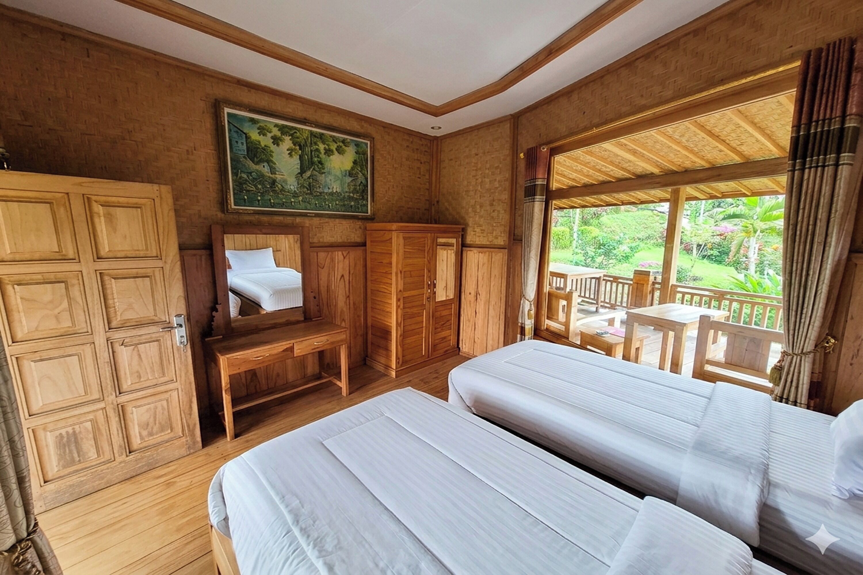 Exclusive Room | Desk, WiFi (free)