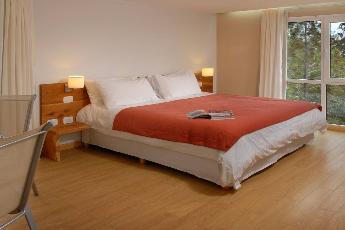 Premium Double Room, Mountain View | Minibar, in-room safe, desk, blackout curtains