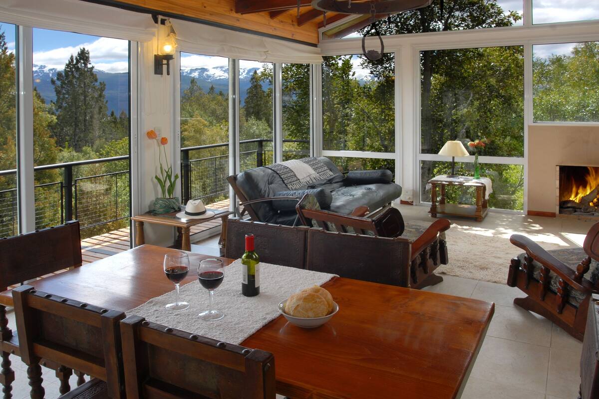 Exclusive Apartment, Multiple Beds, Non Smoking, Mountain View | Minibar, in-room safe, individually decorated, individually furnished