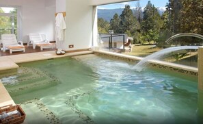 Sauna, bain à remous, hammam, soins corporels, soins d'hydrothérapie