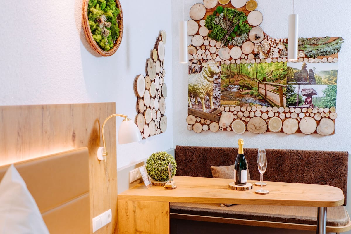 signature double room | 1 bedroom, in-room safe, desk, cots/infant beds