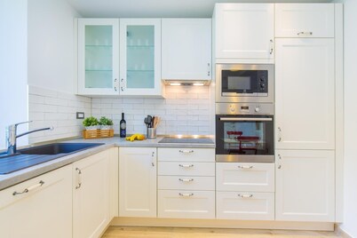 Porta Apartments by Irundo