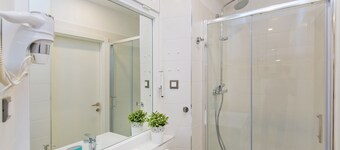 Porta Apartments by Irundo
