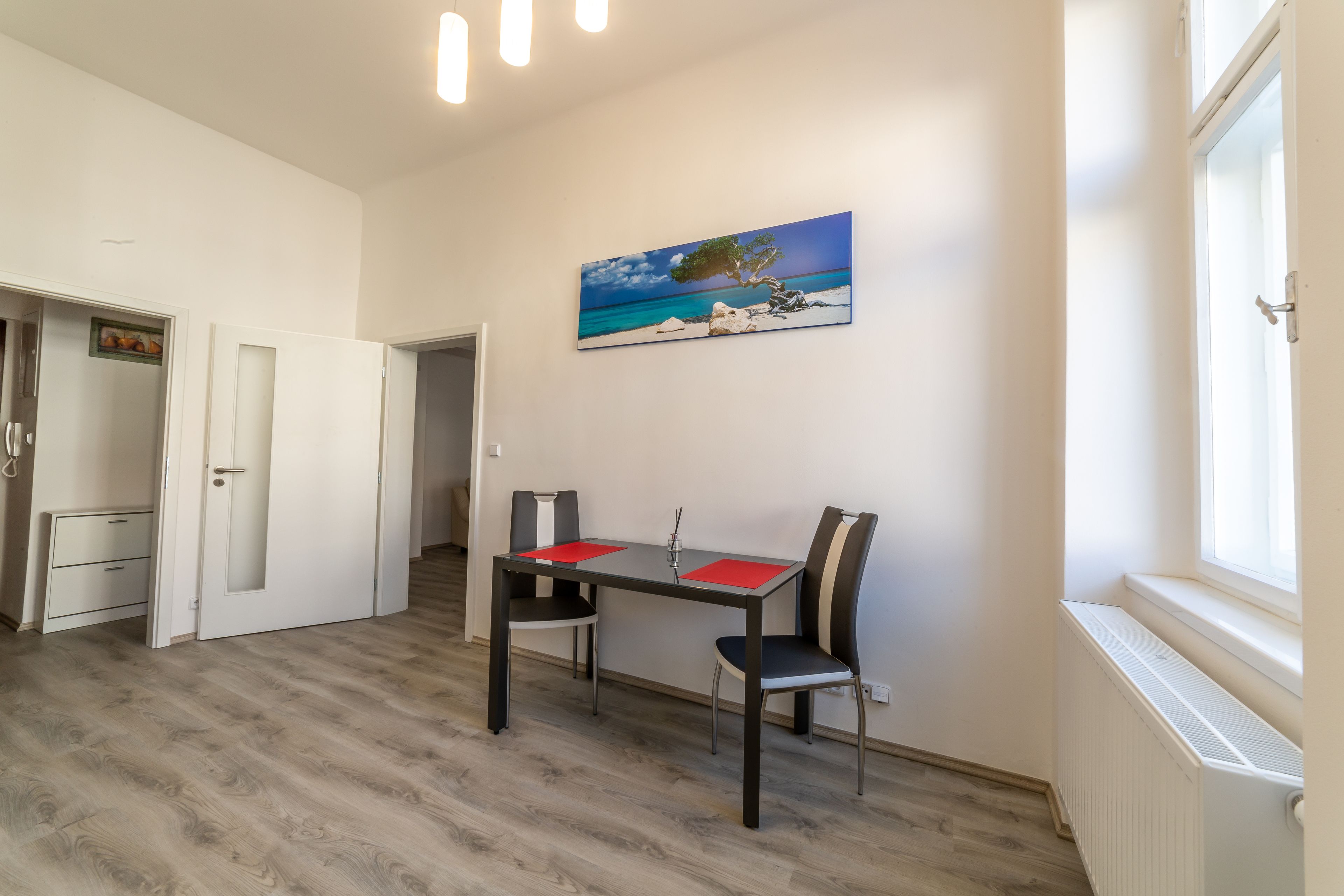 Apartment 3 | Private kitchen | Fridge, microwave, oven, cookware/dishes/utensils