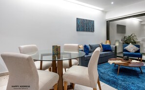 Appartement | Woonruimte | Een flatscreentelevisie