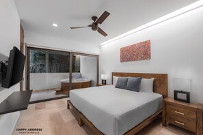 Appartement | 1 slaapkamer, een kluis op de kamer, een strijkplank/strijkijzer