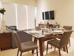 Apartment | In-room dining - Brand New 1 BR Condo with jungle view by Happy Address (Playa del Carmen)
