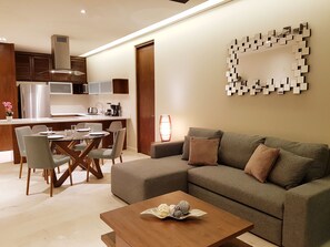 Apartamento | Zona de estar | Una televisión de pantalla plana