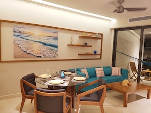 Apartment | In-room dining