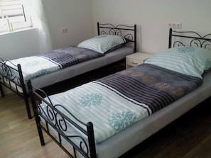 Basic Single Room | Room amenity
