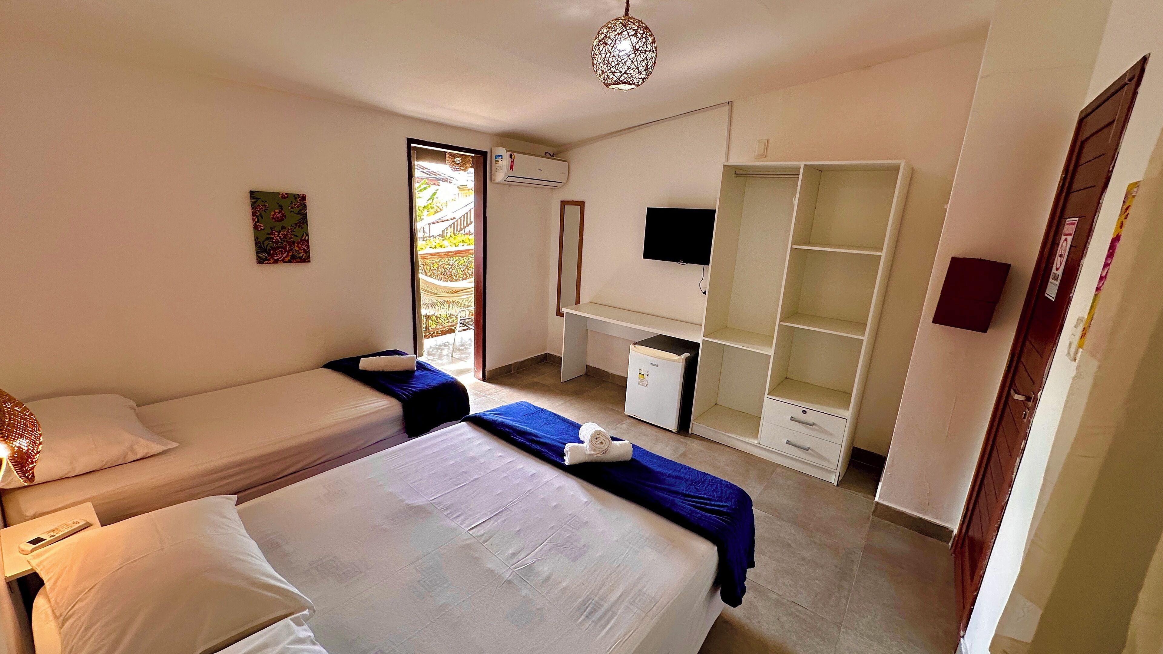 Minibar, caja de seguridad en la habitación, escritorio y wifi gratis 