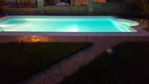 季節限定屋外プール