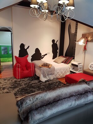 Habitación Confort doble, vistas al jardín | Wifi gratis y ropa de cama