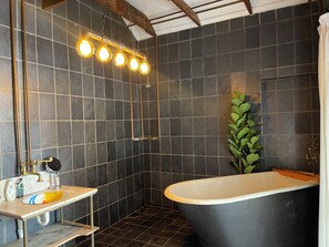 Standard Room, 1 Double Bed, Non Smoking, Pool View | Bathroom | Hair dryer, towels, soap, toilet paper