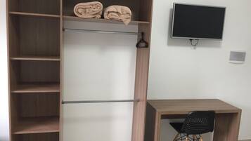 Minibar, desk, blackout curtains, free WiFi