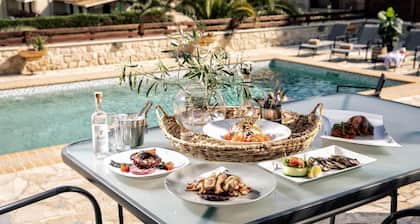 Nefeli Luxury Villas