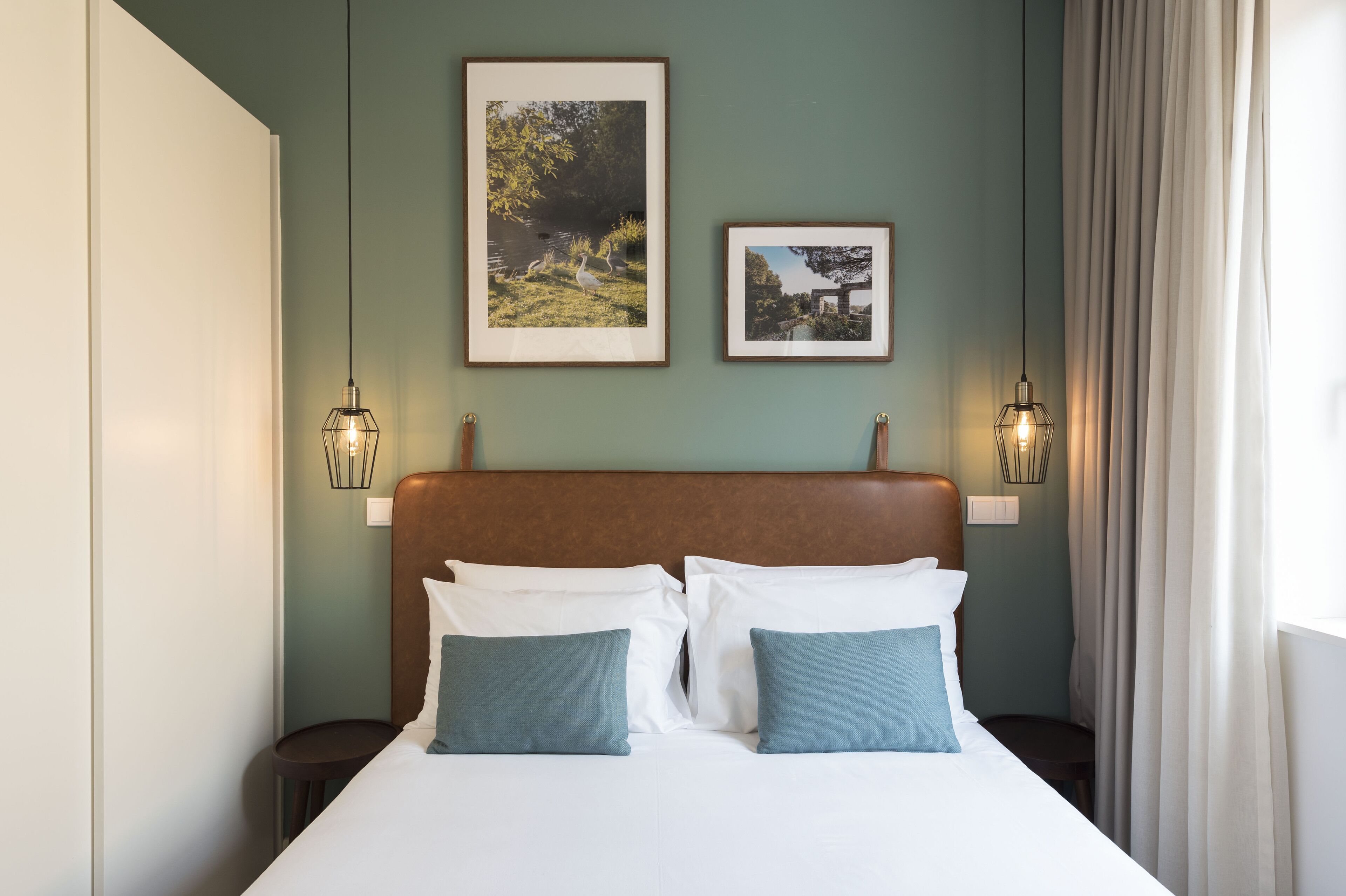 studio, garden view | 1 bedroom, blackout curtains, soundproofing, iron/ironing board