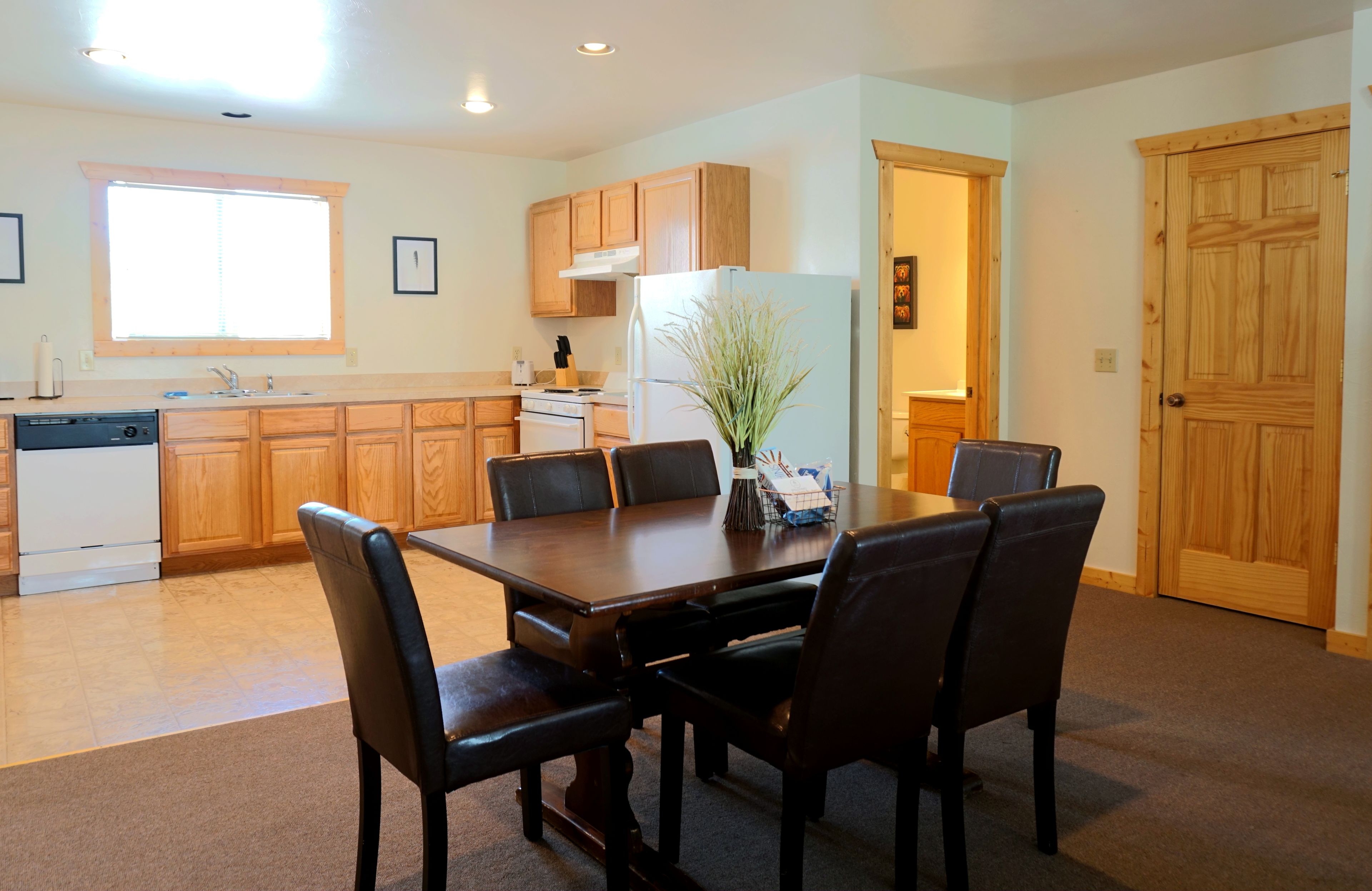 fridge, microwave, coffee/tea maker, electric kettle