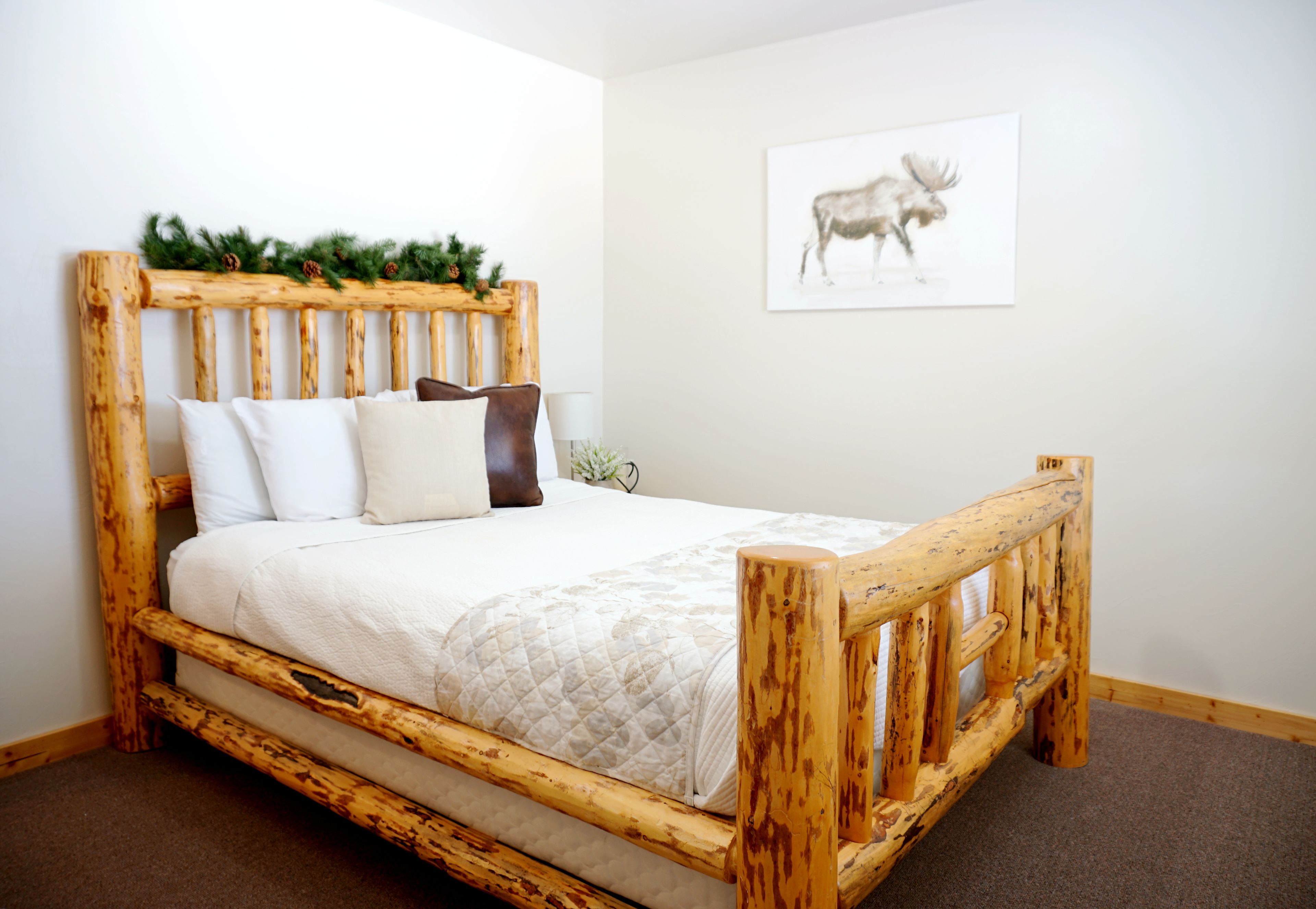 1 bedroom, desk, free wifi, bed sheets