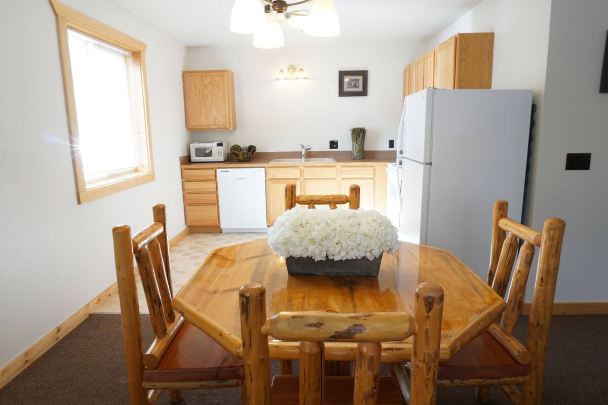 superior townhome, multiple beds, non smoking | private kitchen | fridge, microwave, coffee/tea maker, electric kettle