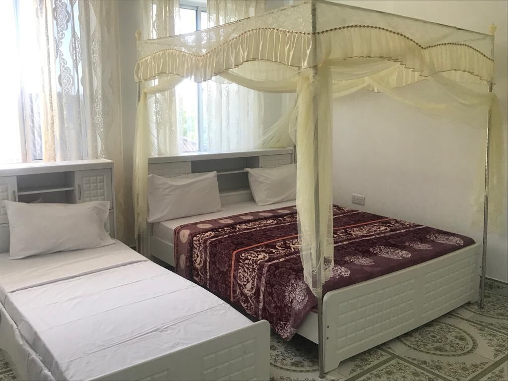 컴포트 트윈룸 | 고급 침구, 무료 유아용 침대