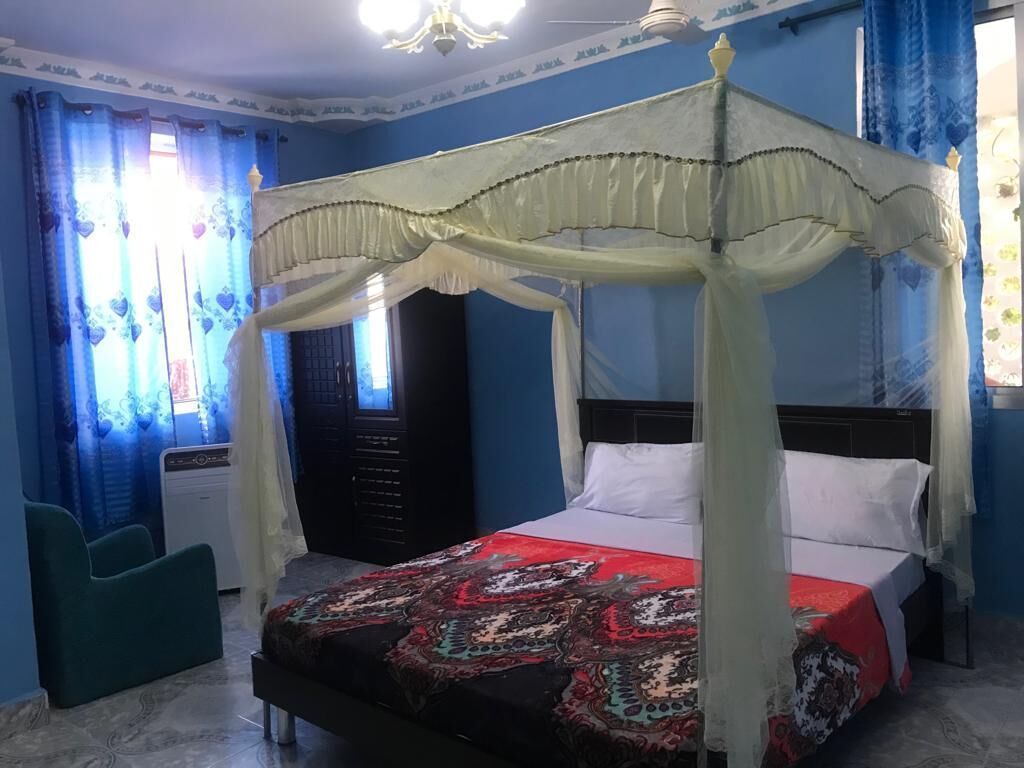 디럭스 더블룸 | 고급 침구, 무료 유아용 침대