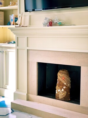 Smart-TV, iPod-Dockingstation