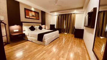 Premium-Doppel- oder -Zweibettzimmer, 1 King-Bett | 1 Schlafzimmer, Minibar, Zimmersafe, individuell dekoriert