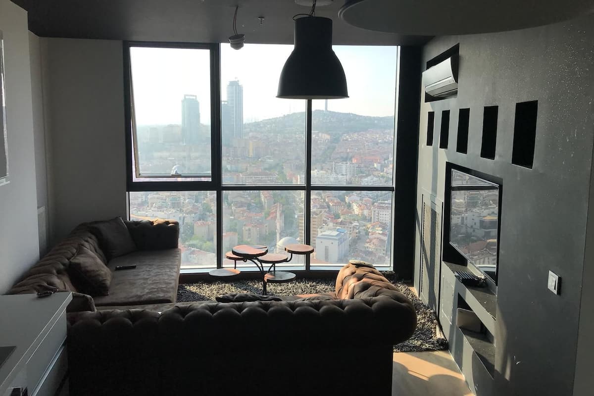 Traditional-Apartment, 1 Schlafzimmer, Stadtblick | Wohnzimmer
