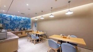 星評価なしの画像、3 / 94、ボタン